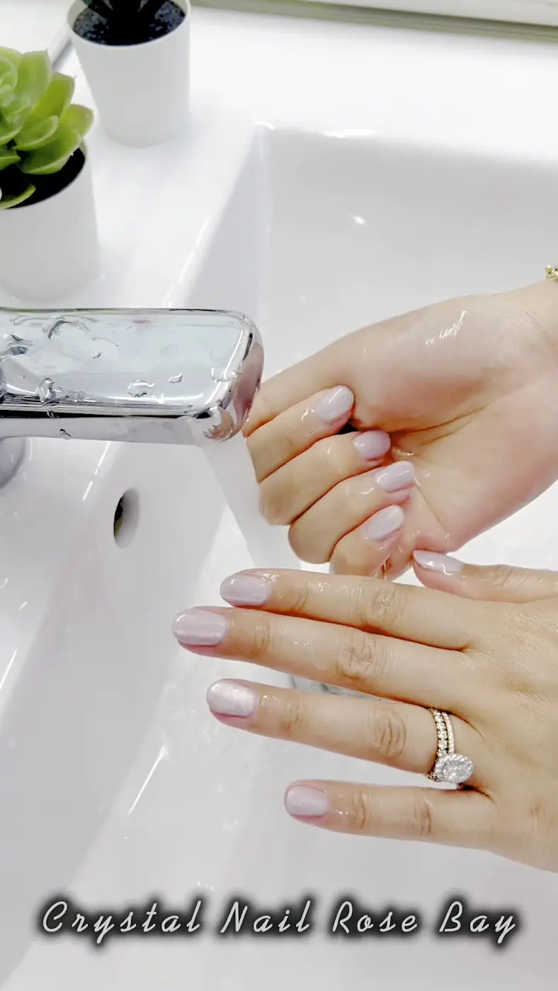 Soft nude nails